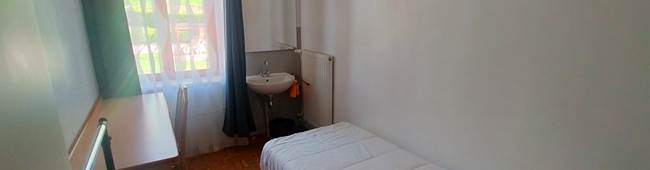 CHAMBRE 7