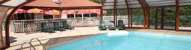 Les Chalets de la Margeride:  Piscine & terrasses