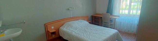 CHAMBRE 5