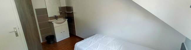 CHAMBRE 12