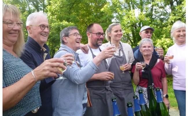Apéro au jardin du Gîte Ty Bihui