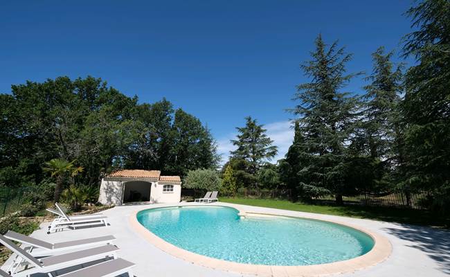 gîte avec piscine