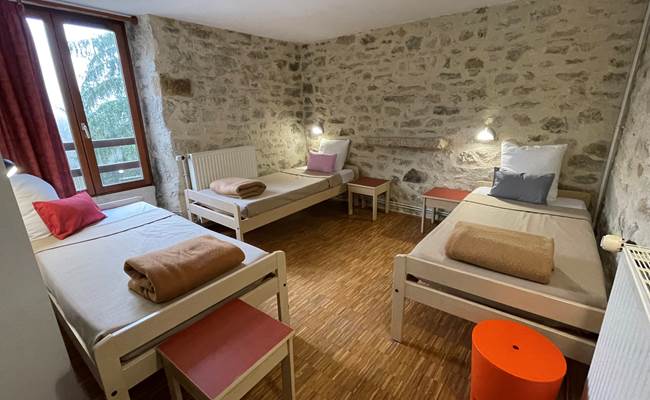 Chambre triple Gîte d'étape Le Ty Bihui Vallée du Blavet