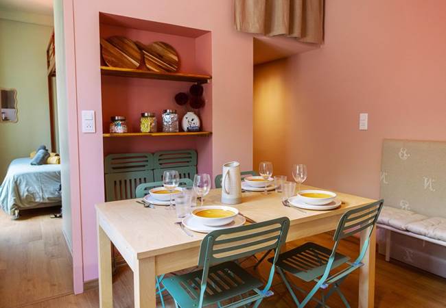 •	coin repas convivial