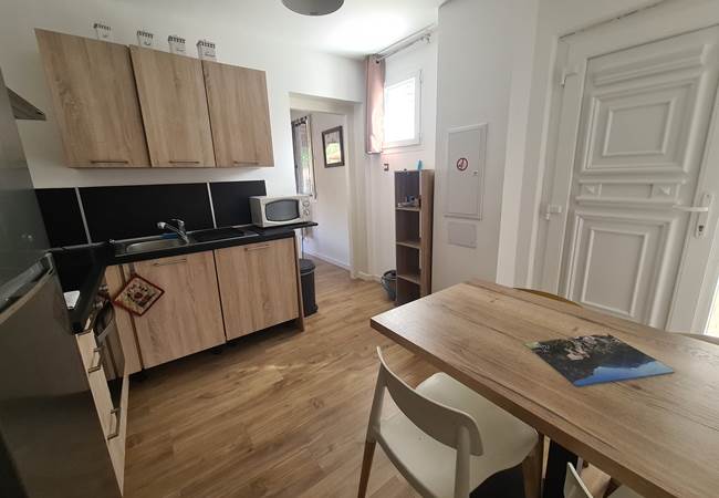 la cuisine avec entrée independante