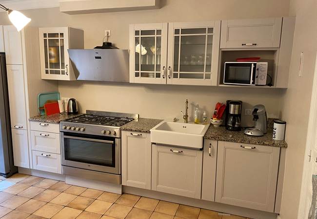 cuisine-commune-chambres-hotes-les-deux-chenes-saint-meard-de-gurcon