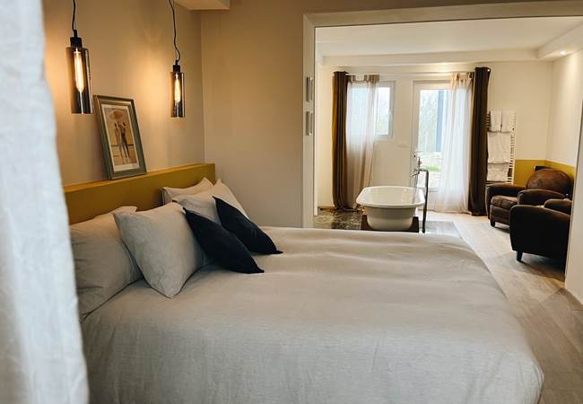 Chambre 1 - Domaine Labouroume - chambre d'hote a la campagne9