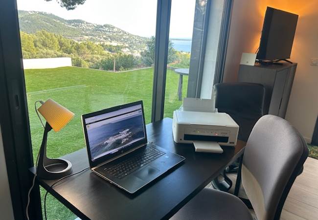Coin bureau avec imprimante et WIFI fibre