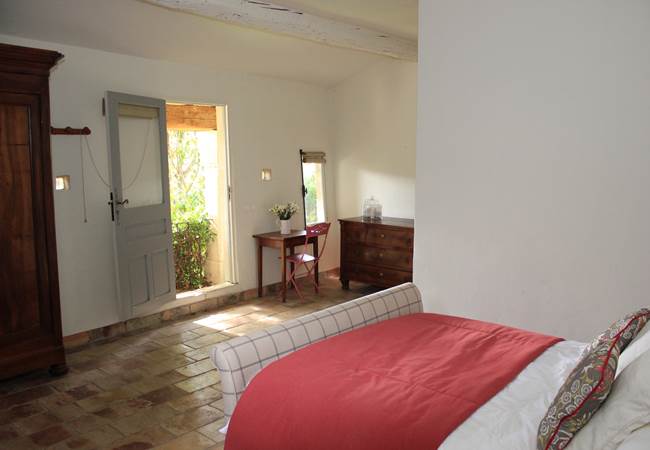 Gite-Bedroom-1-2
