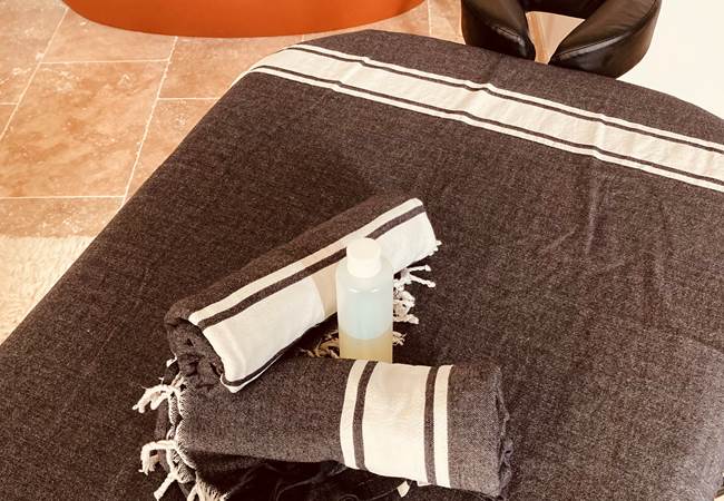 Offrez vous un massage dans votre chambre