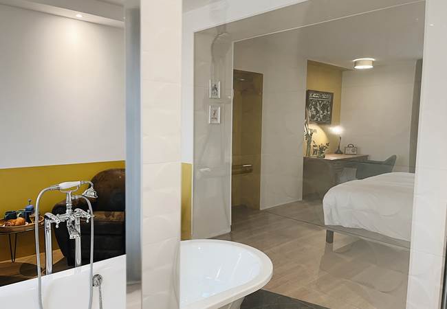 Chambre 1 - Domaine Labouroume - chambre d'hote a la campagne 2