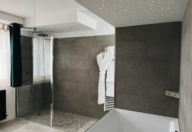 Chambre 2 - Domaine Labouroume - chambre d'hote a la campagne6