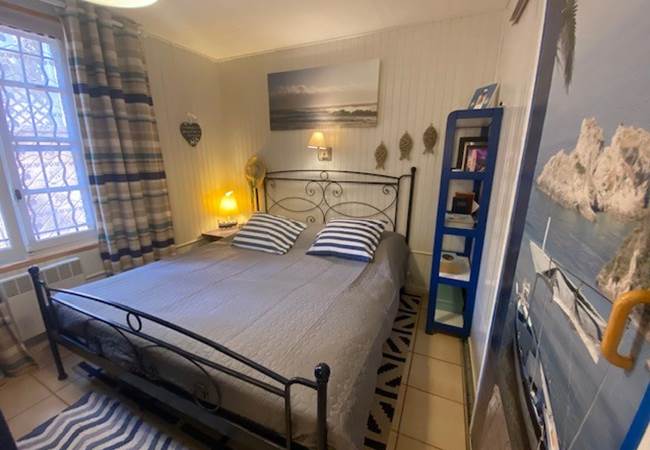 Chambre séparée et climatisée (ou chauffage en hiver)