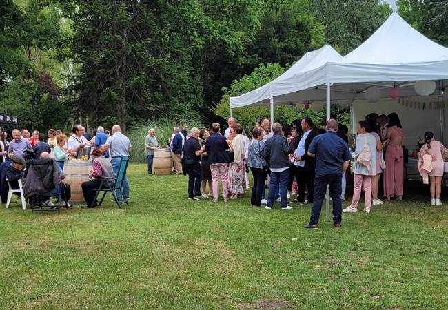 Manifestation-mariage-anniversaire-groupe-Le Fleix