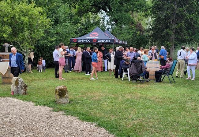 Manifestation-mariage-anniversaire