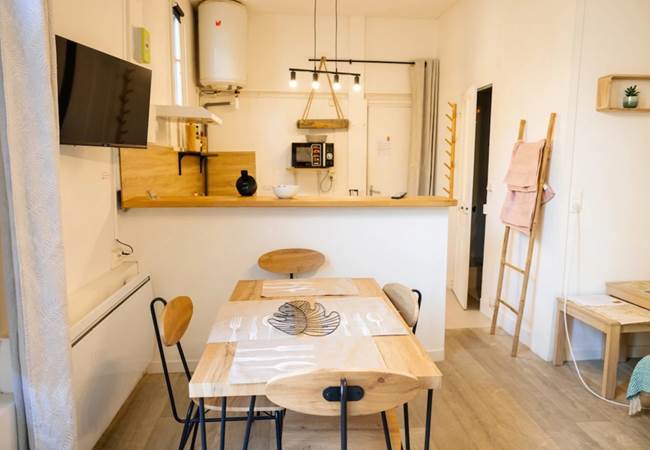 •	coin repas convivial