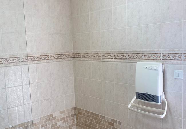 Salle de douche chambre d'hôte Brune Vallée de la Dordogne Près de Bergerac