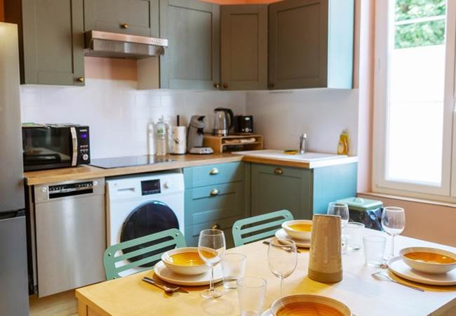 appartement avec cuisine complète