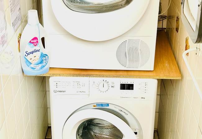 Lave et sèche-linge dans la résidence