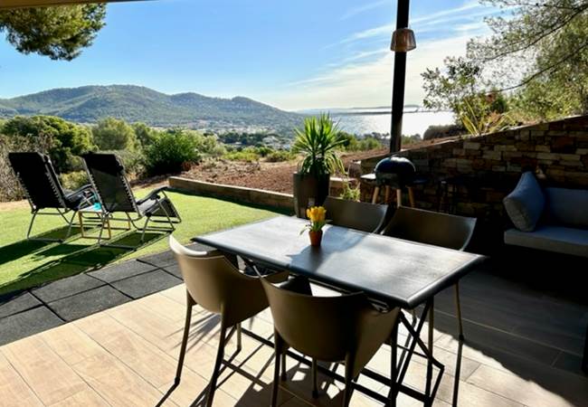 Espace à manger extérieur privatif