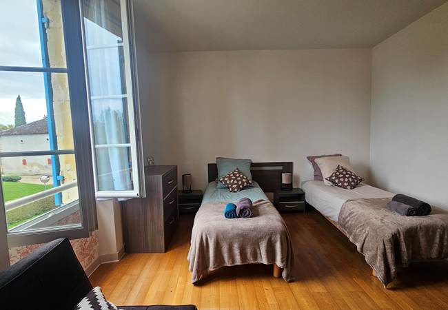 Chambre Brune Vallée de la Dordogne-lits séparés