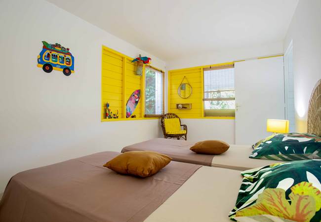 Gite-Bananier-chambre-lits-double-possible-grand-lit