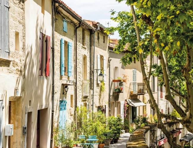 RUE D'UZÈS