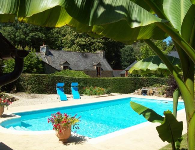 La piscine chauffée d'eau salée