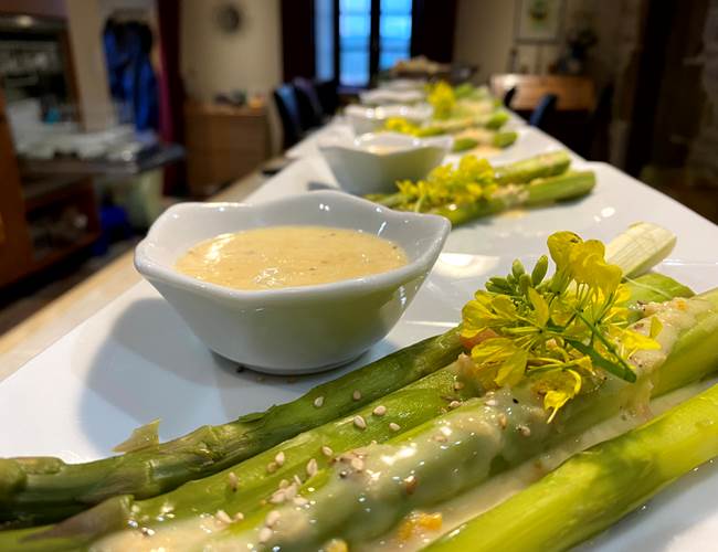 Asperge sauce à l'orange