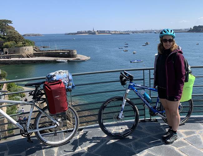 Cyclo à Dinard face à Saint-Malo