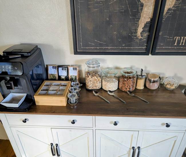 buffet-petit-dejeuner-saisonnee-produits-locaux-aveyron-centres.jpg-photo-page