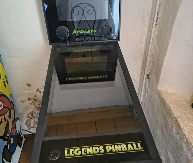 flipper-borne-arcade-retro-loisirs-salle-jeux-centres-aveyron.jpg-photo-page