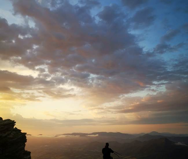 Les premiers monts d'Espagne depuis Biarritz-photo-page