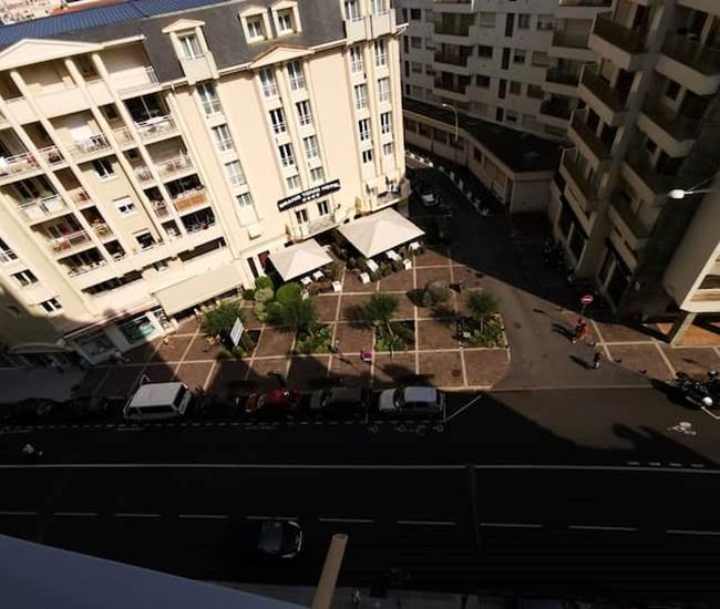 Vue depuis OCEAN 7 - Place Anton Tchekov-photo-page