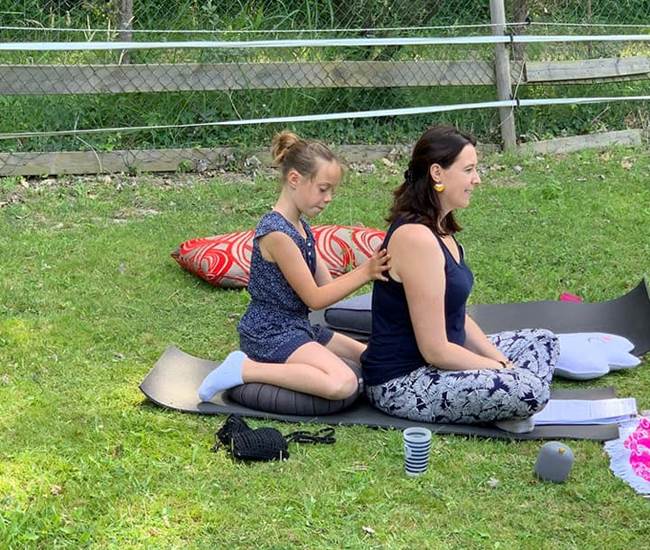 atelier-mon-moment-magique-saisonnee-massage-famille-centres-aveyron.jpg-photo-page