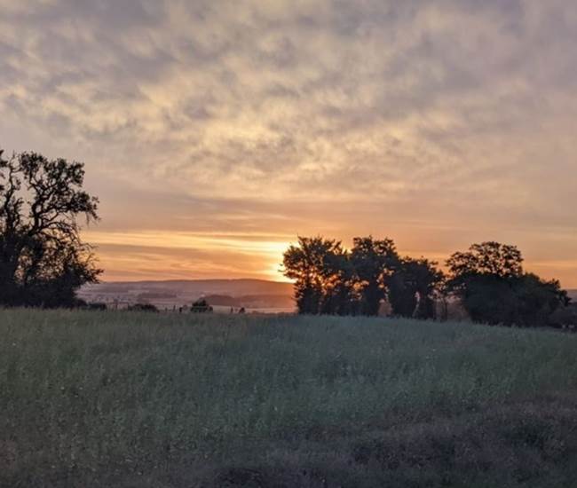 Levée de soleil en randonnée-photo-page