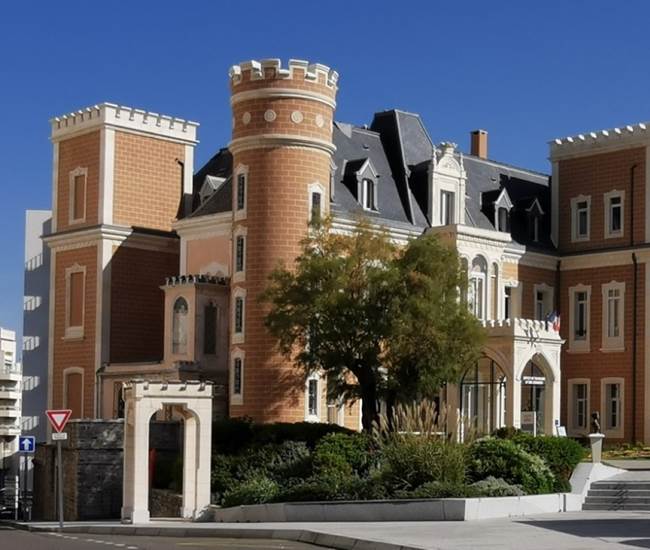 L'Office de Tourisme à 100m du Victoria Surf - OCEAN 7-photo-page