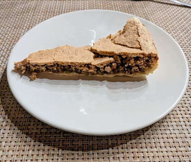 tarte-aux-noix-saisonnee-dessert-aveyron-table-hotes-centres.jpg-photo-page