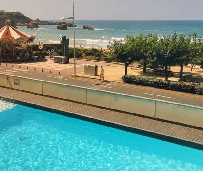 Vue depuis la piscine du Victoria Surf-photo-page