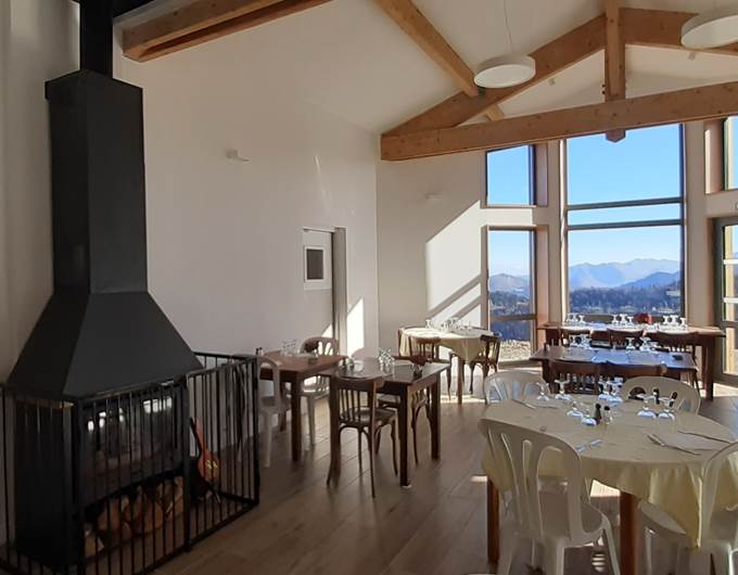 Restaurant Le Grand Tetras - Salle - ISSARBE (©Mairie de Lanne-en-Baretous)