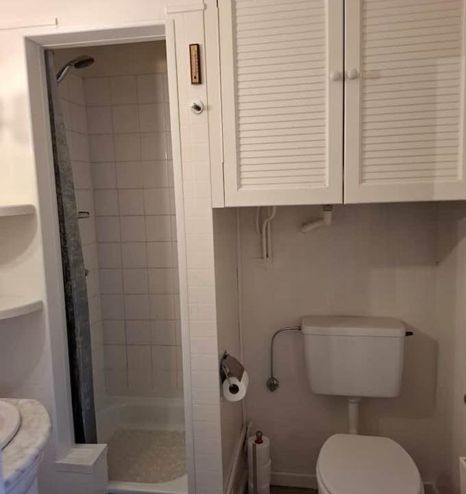Salle de bain fonctionnelle 