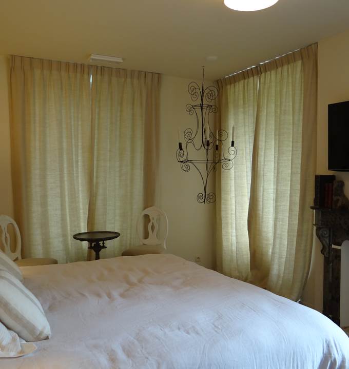 Les-Tilleuls-Bed-Breakfast-a-Vielsalm-Chambre-Bryn-Mawr-14