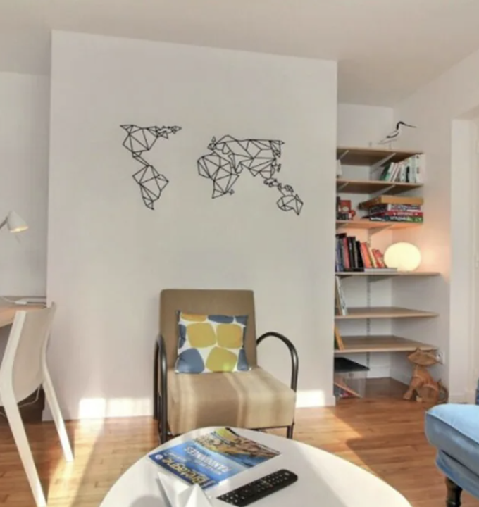 Petit salon et bureau au RDC 