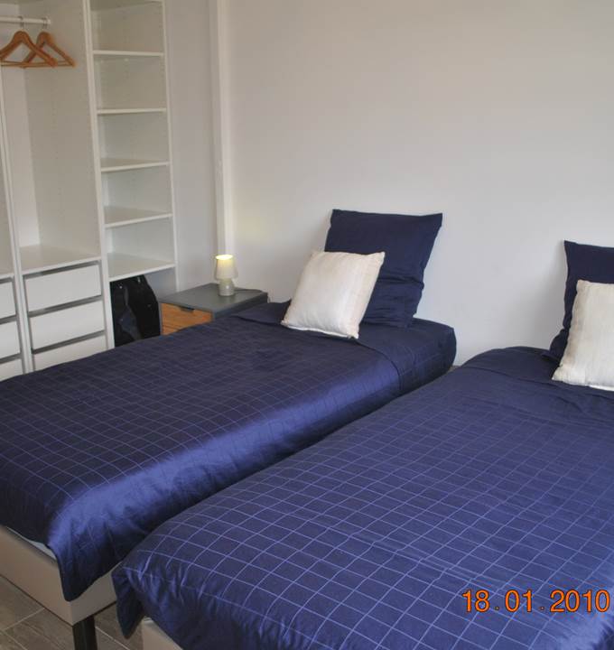 chambre lit simple