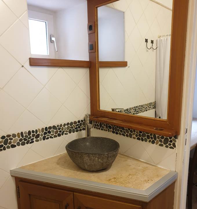 Coin toilette gîte les vautours