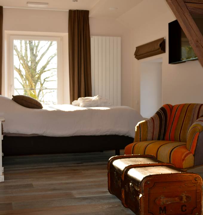 Les-Tilleuls-Bed-Breakfast-a-Vielsalm-Chambre-Queen-Mary(1)
