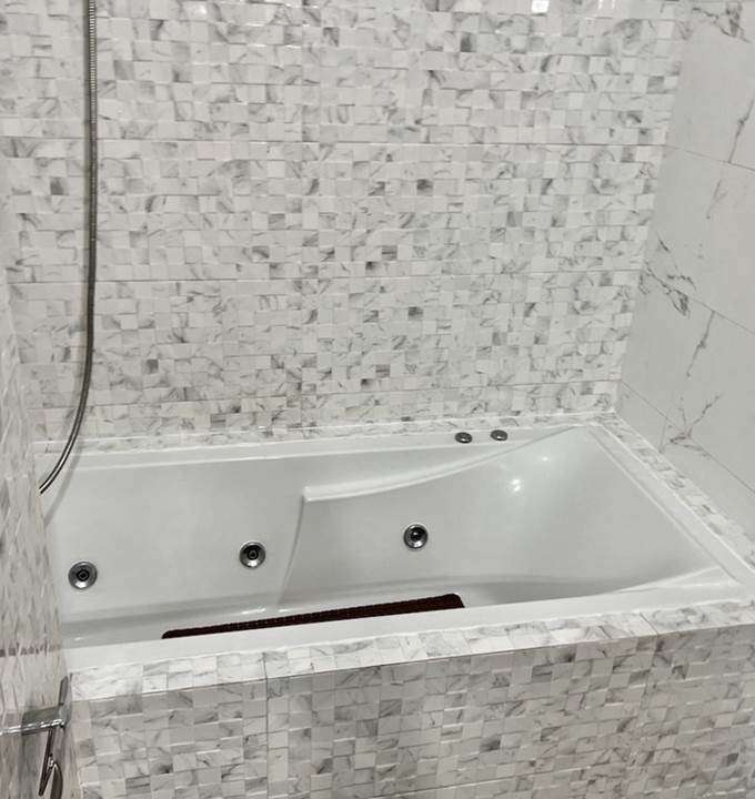 SALLE DE BAINS A REMOUX