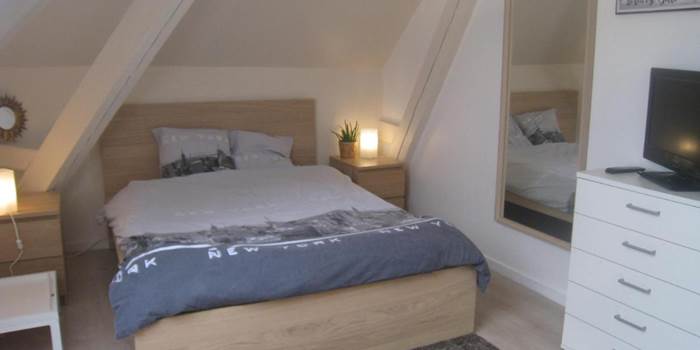CHAMBRES-GUEBWILLER-Chambre