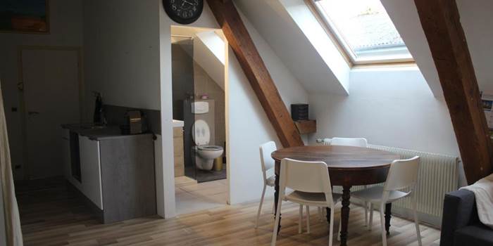 CHAMBRES-GUEBWILLER-Table-A-Manger