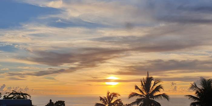 couche de soleil-terrasse-nord-Mayotte-Mtsangadoua